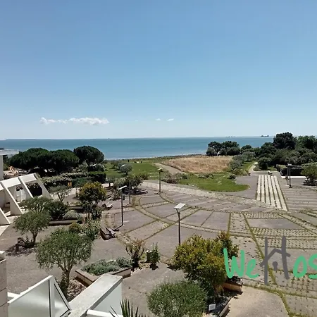 Alfred - - Seafront - Parking Апартаменты *